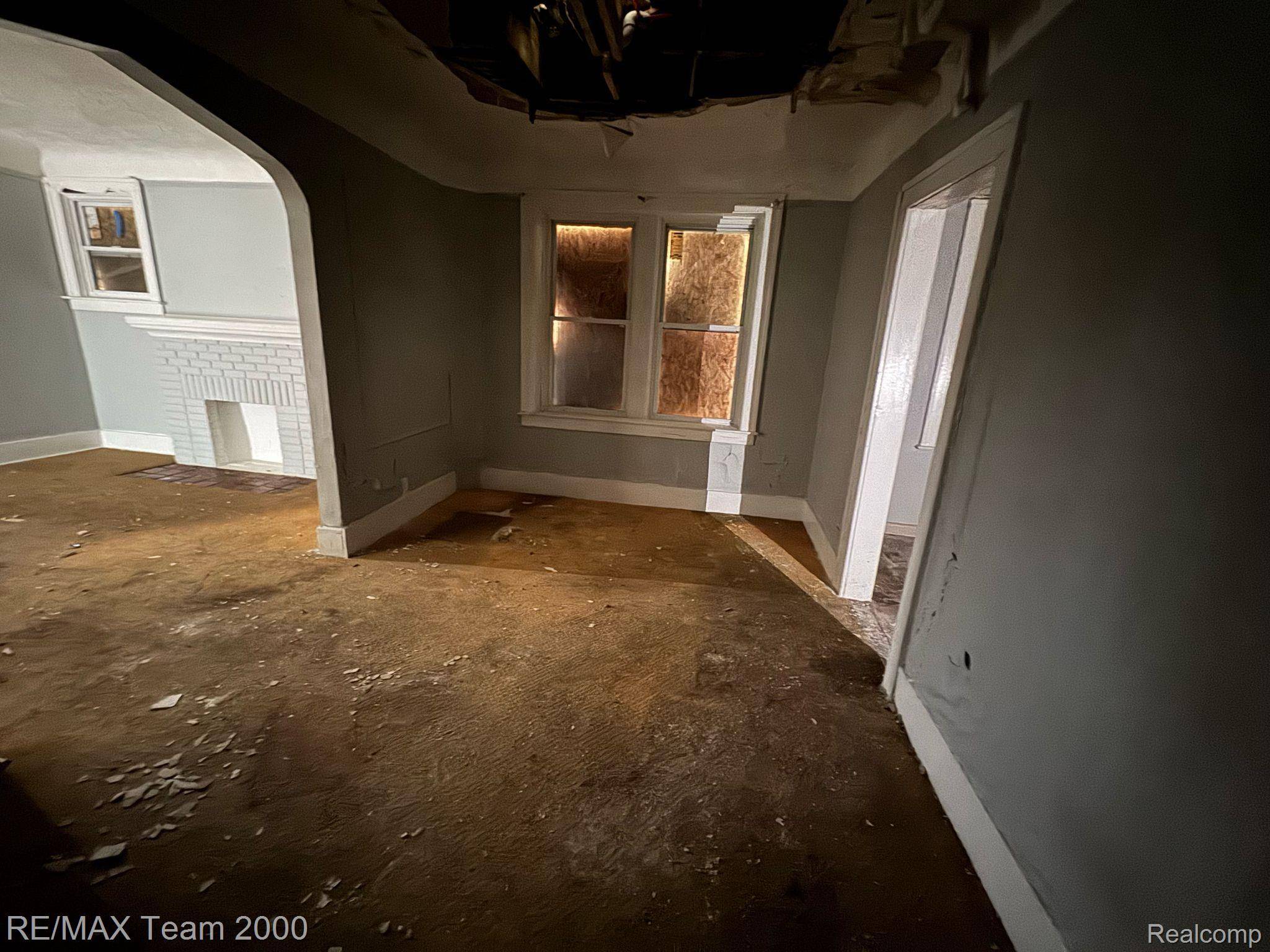 Detroit, MI 48203,16853 LOG CABIN ST