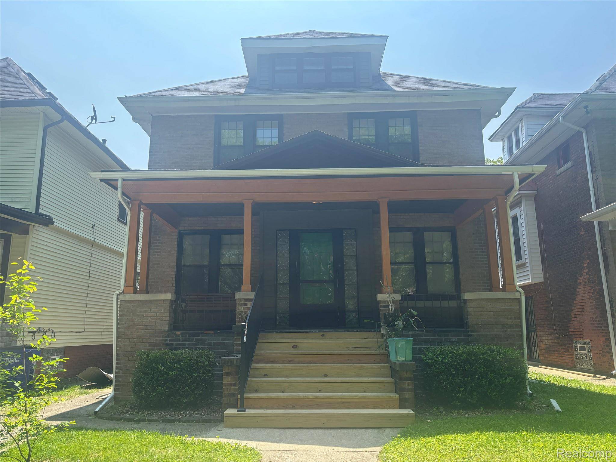 Detroit, MI 48206,2247 LAMOTHE ST