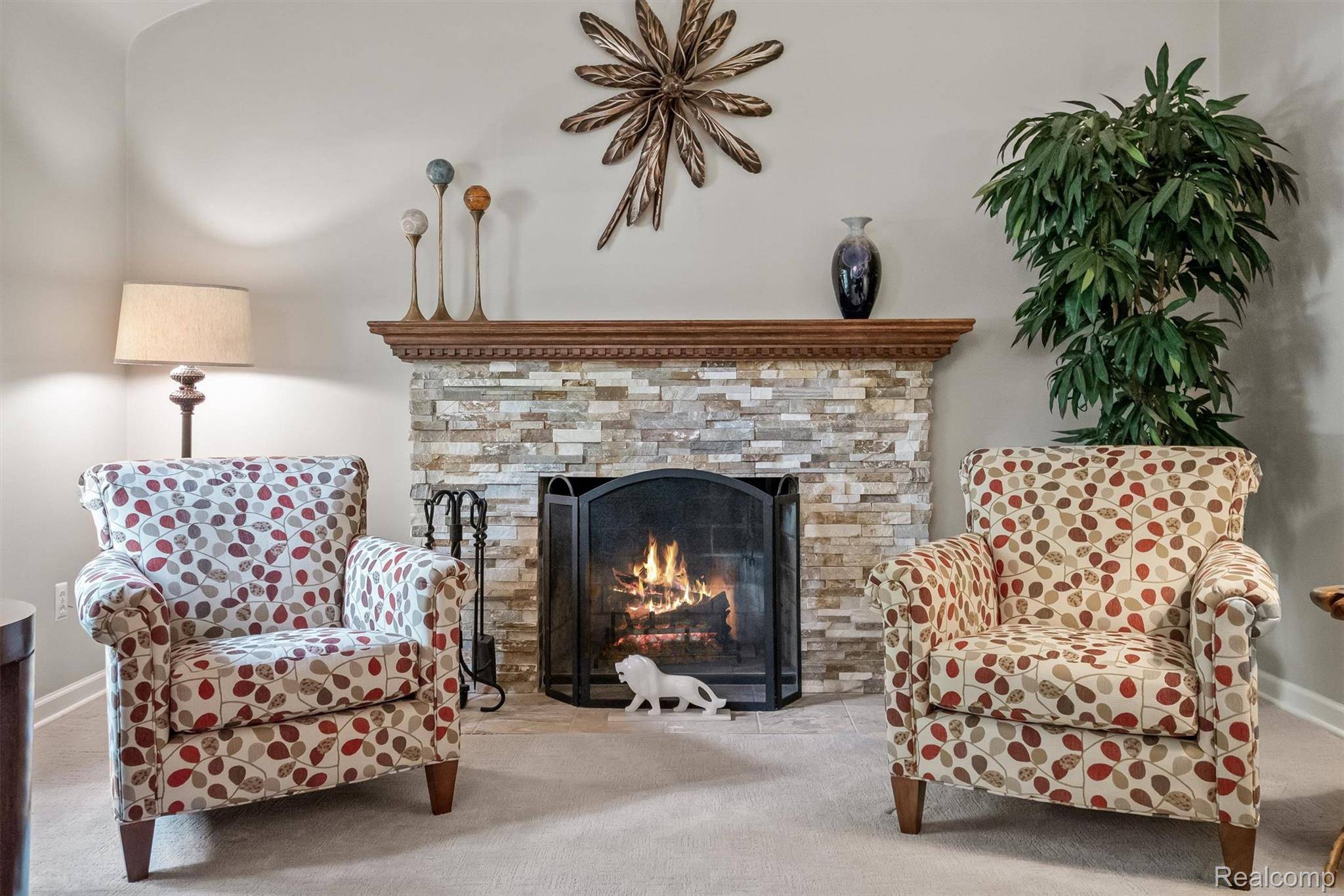 Rochester Hills, MI 48309,2580 S Christian Hills DR