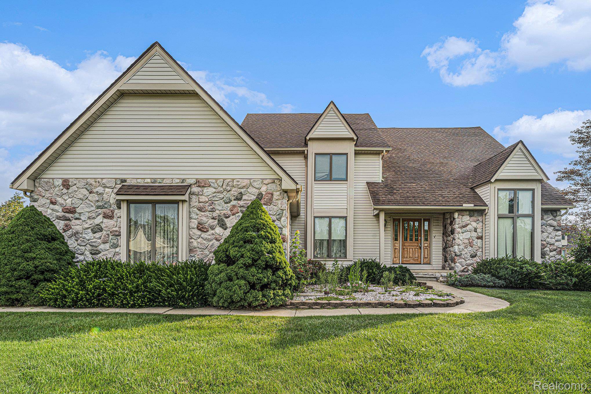 New Boston, MI 48164,23237 Evan CT N