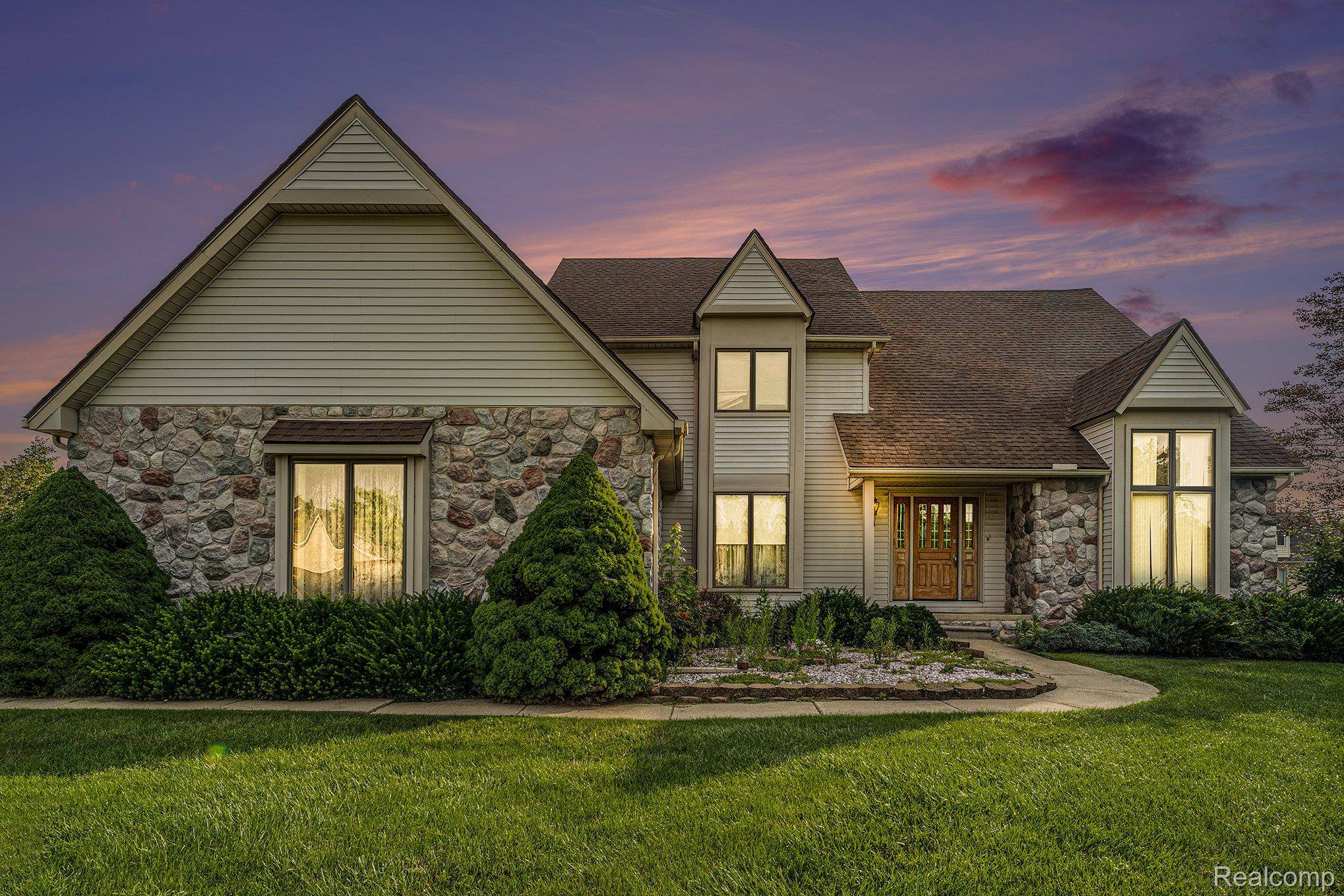 New Boston, MI 48164,23237 Evan CT N