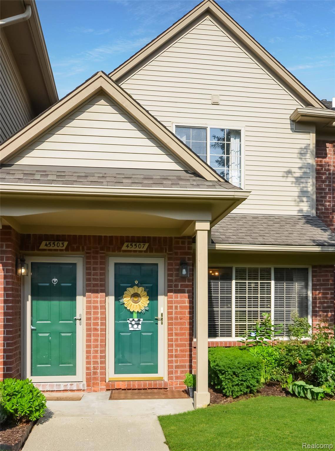 Utica, MI 48315,45507 Hidden View CT