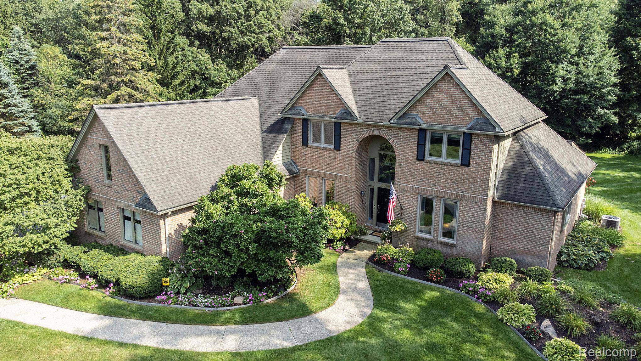 Clarkston, MI 48348,5895 Meadows DR