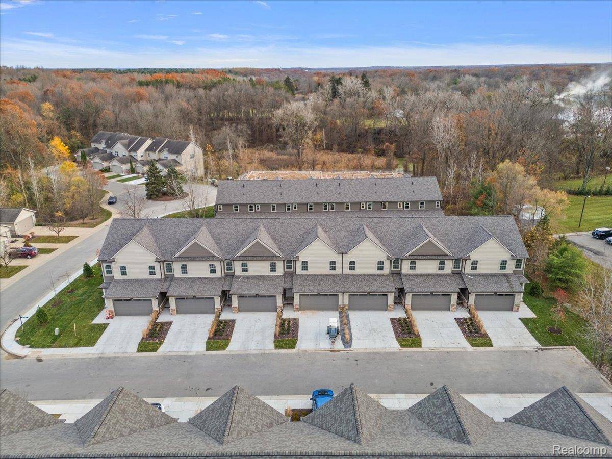 Brighton, MI 48116,11378 Langfeld SPUR