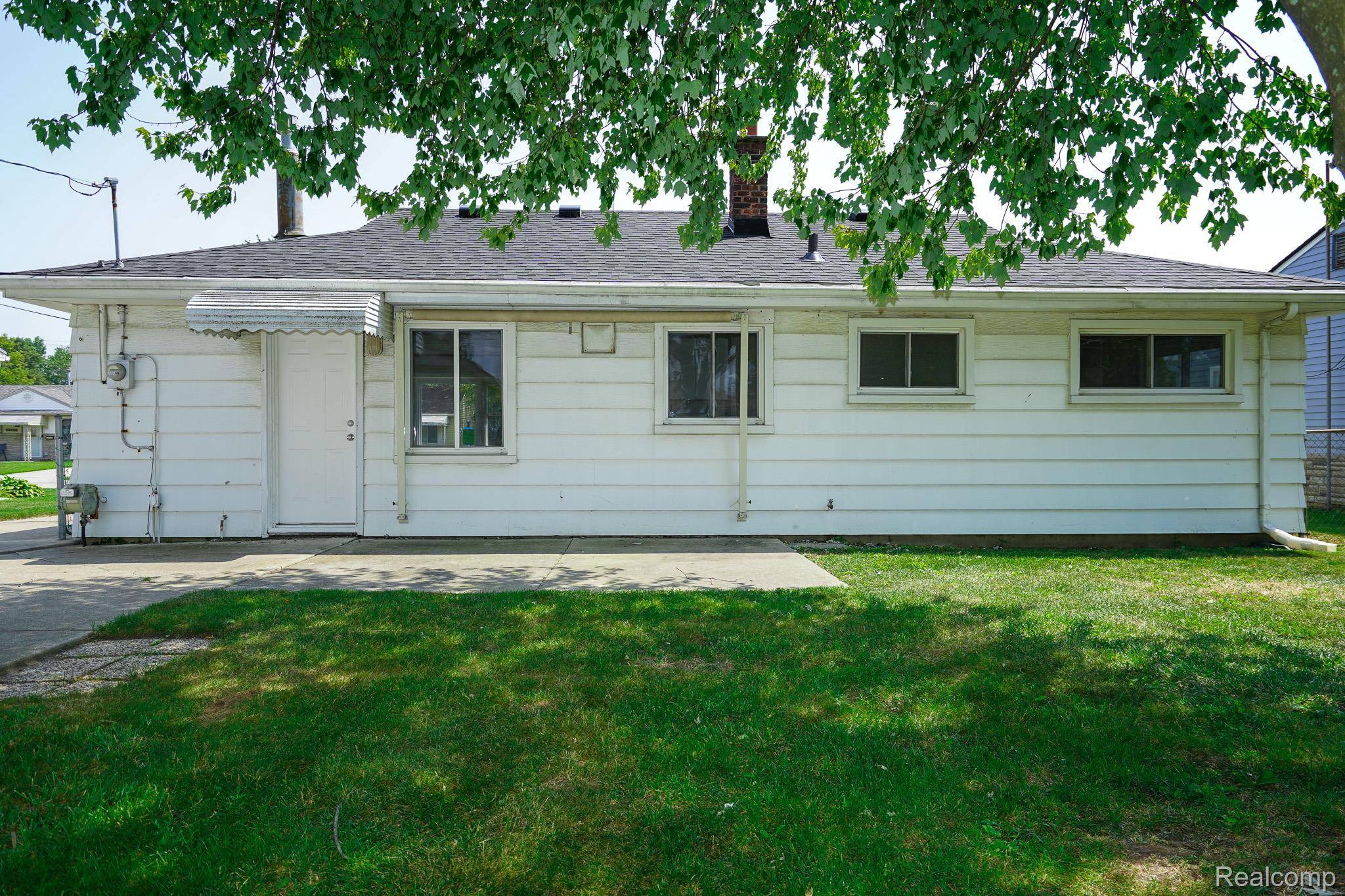 Roseville, MI 48066,26687 Dale ST