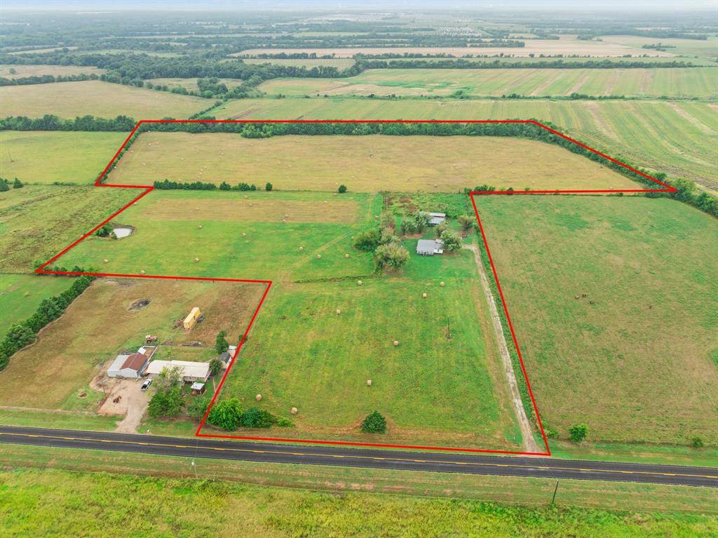 Deport, TX 75435,1905 Fm 1501