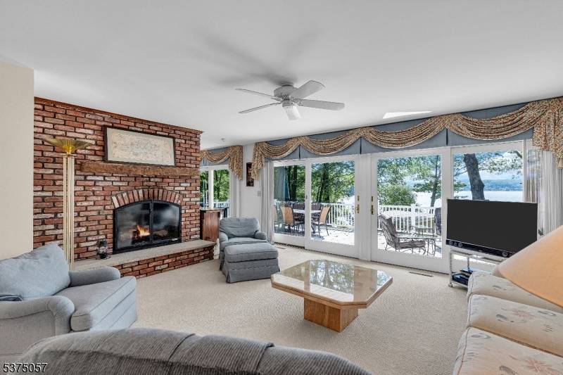 Jefferson Twp., NJ 07849,201 S New Jersey Ave