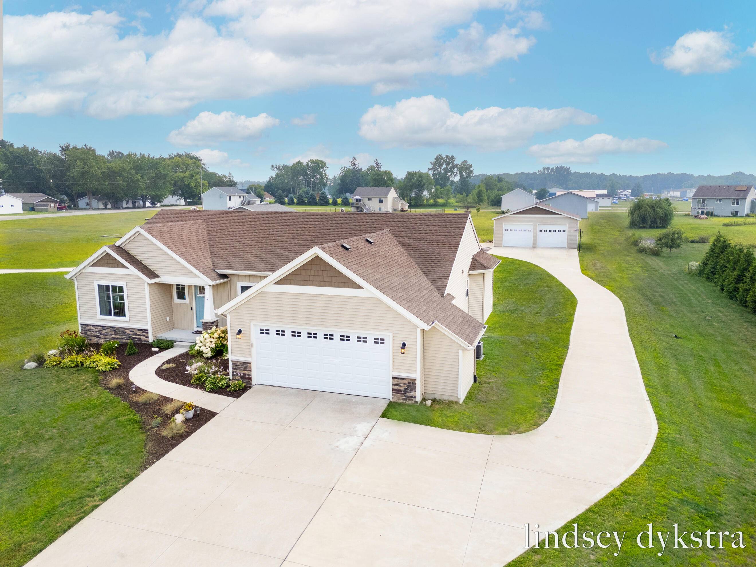 Shelbyville, MI 49344,16 Browning DR