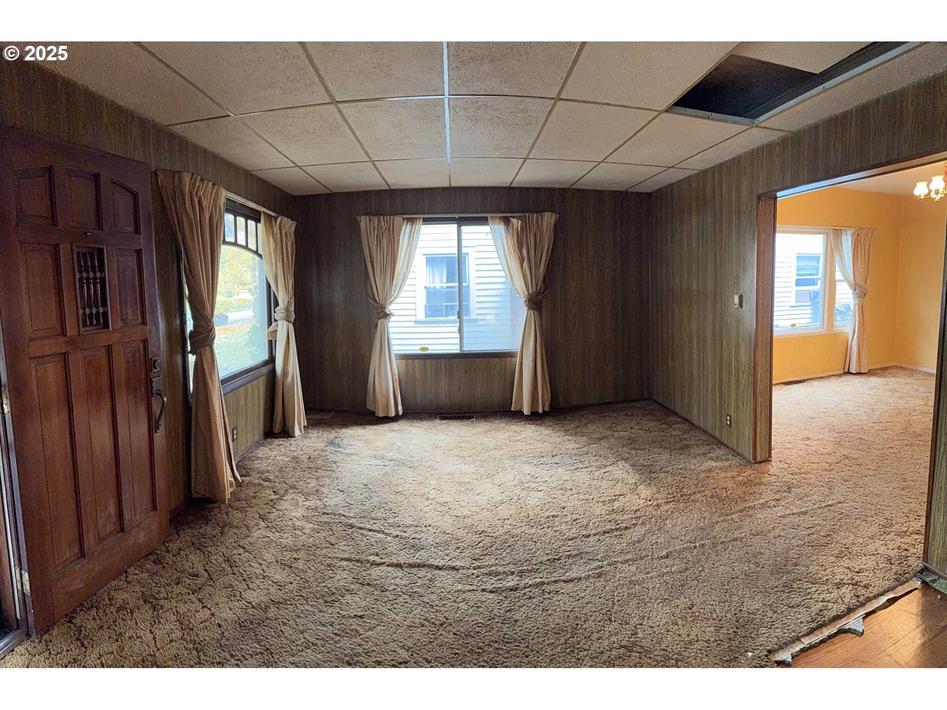 Portland, OR 97214,2212 SE TAMARACK AVE