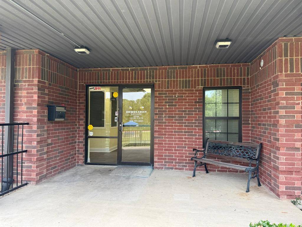 Dallas, TX 75287,18211 Kelly Boulevard