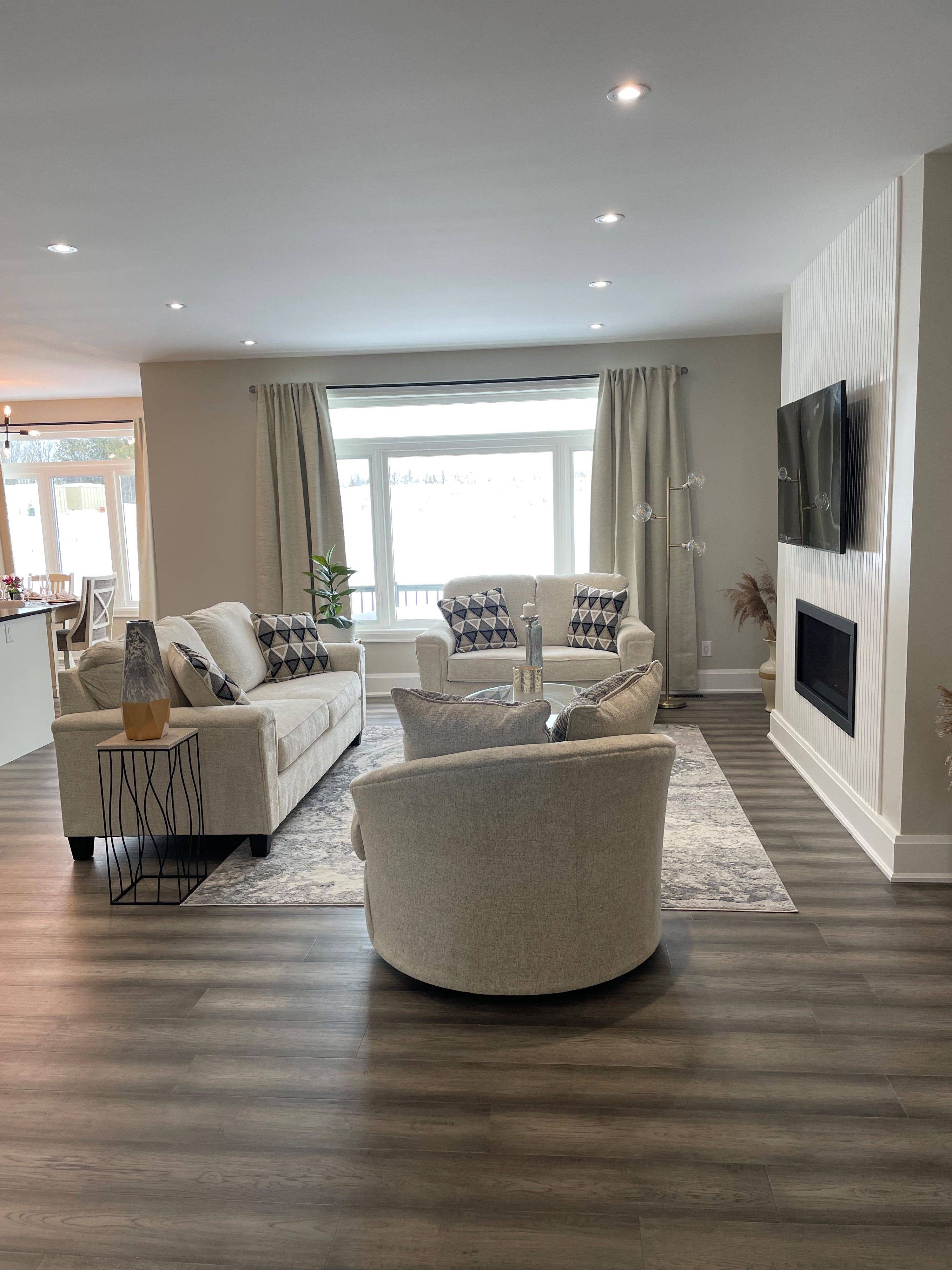 Kawartha Lakes, ON K0M 1N0,7 Nipigon ST