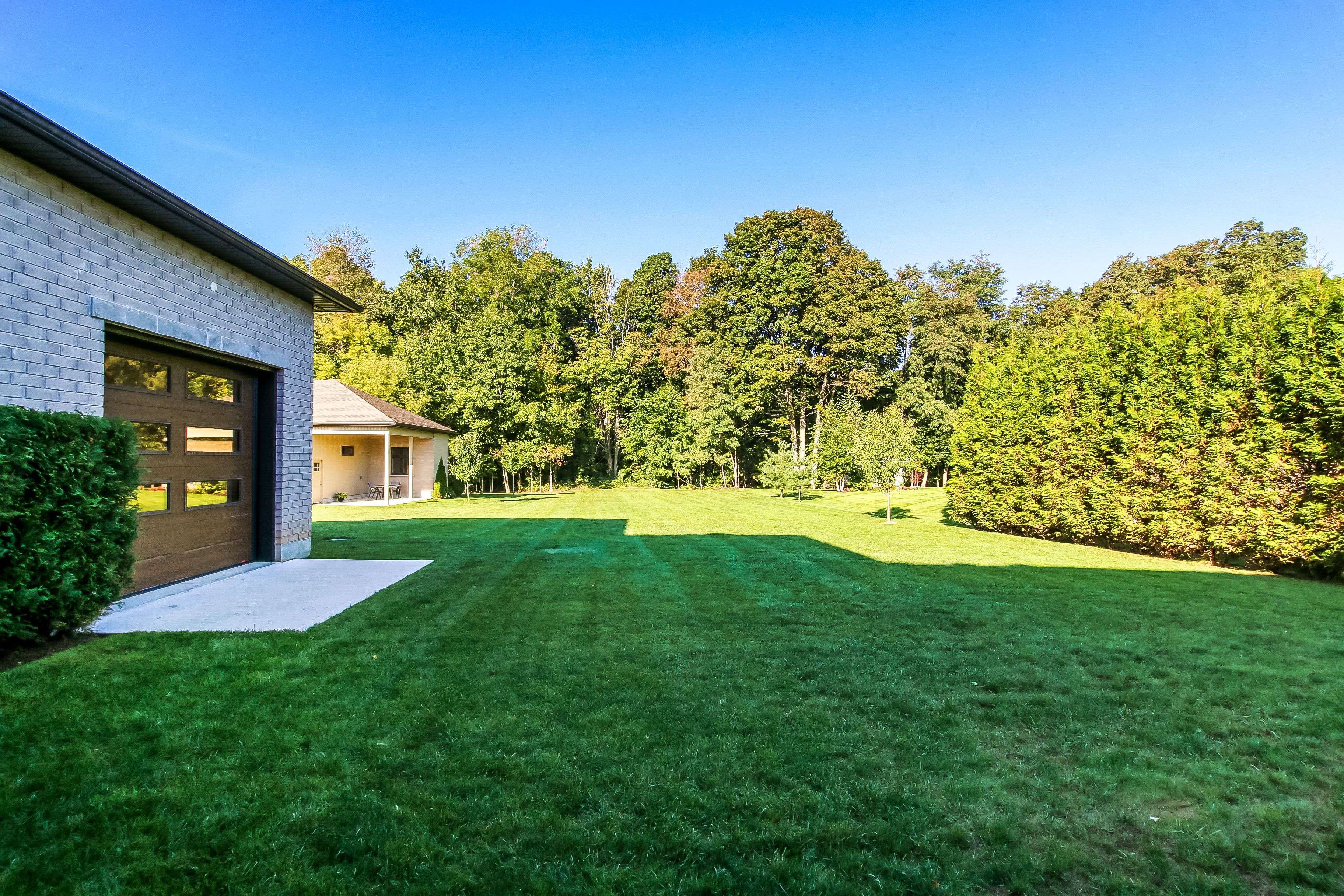 Norwich, ON N0J 1R0,48 OTTERVIEW DR