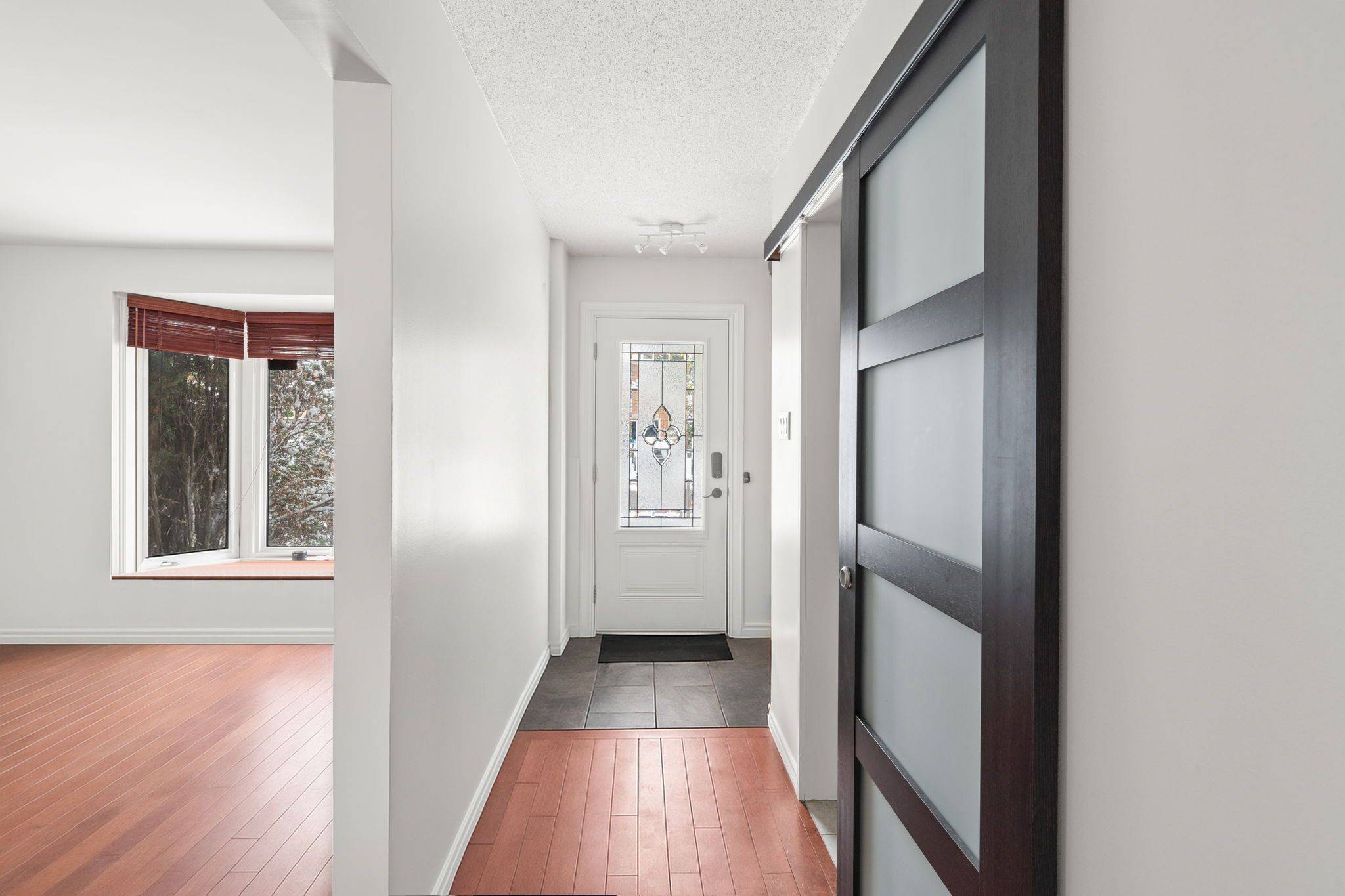 Kanata, ON K2M 1B5,10 Foxleigh CRES