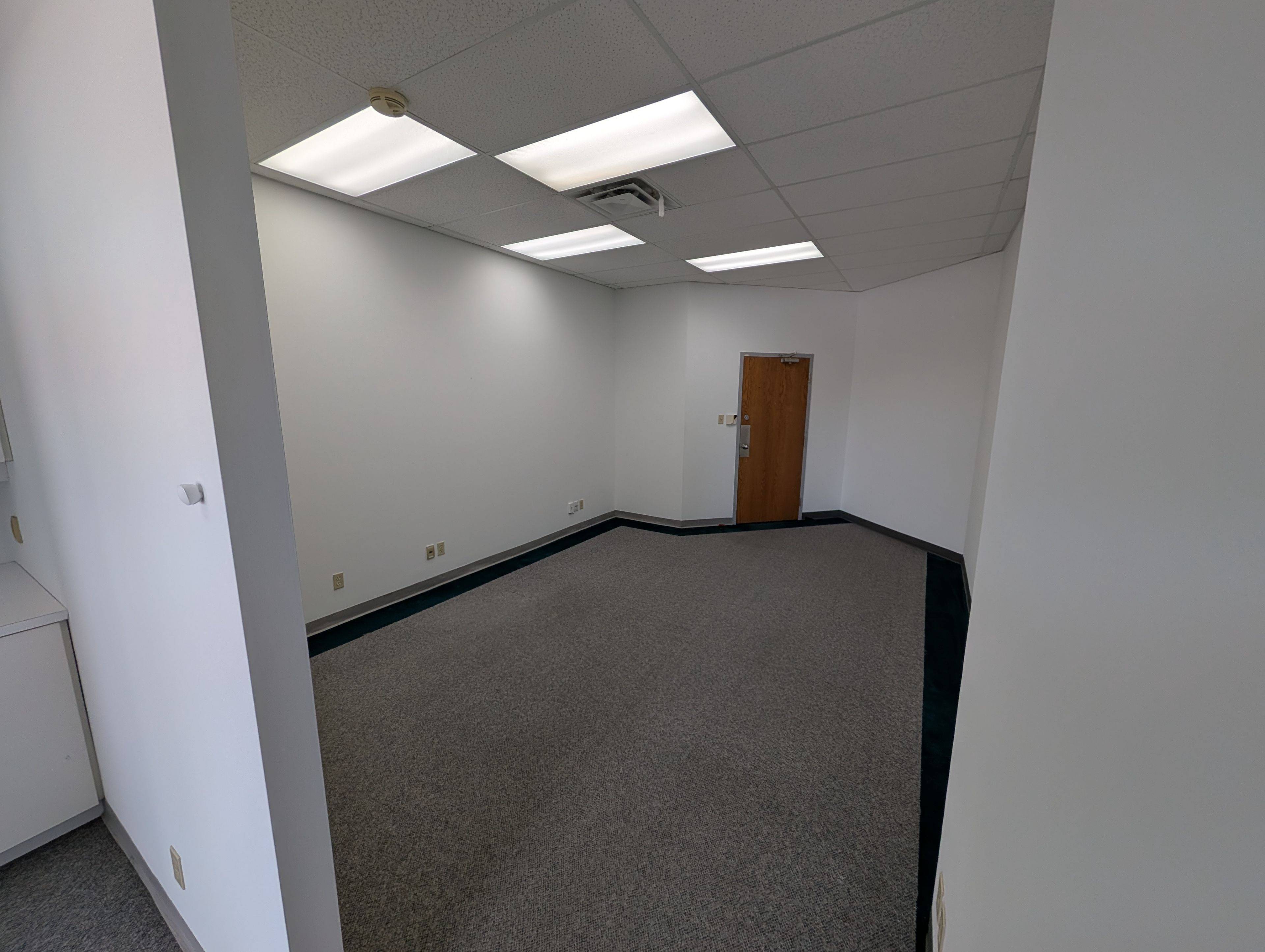 Kanata, ON K2K 2V9,700 March RD #200