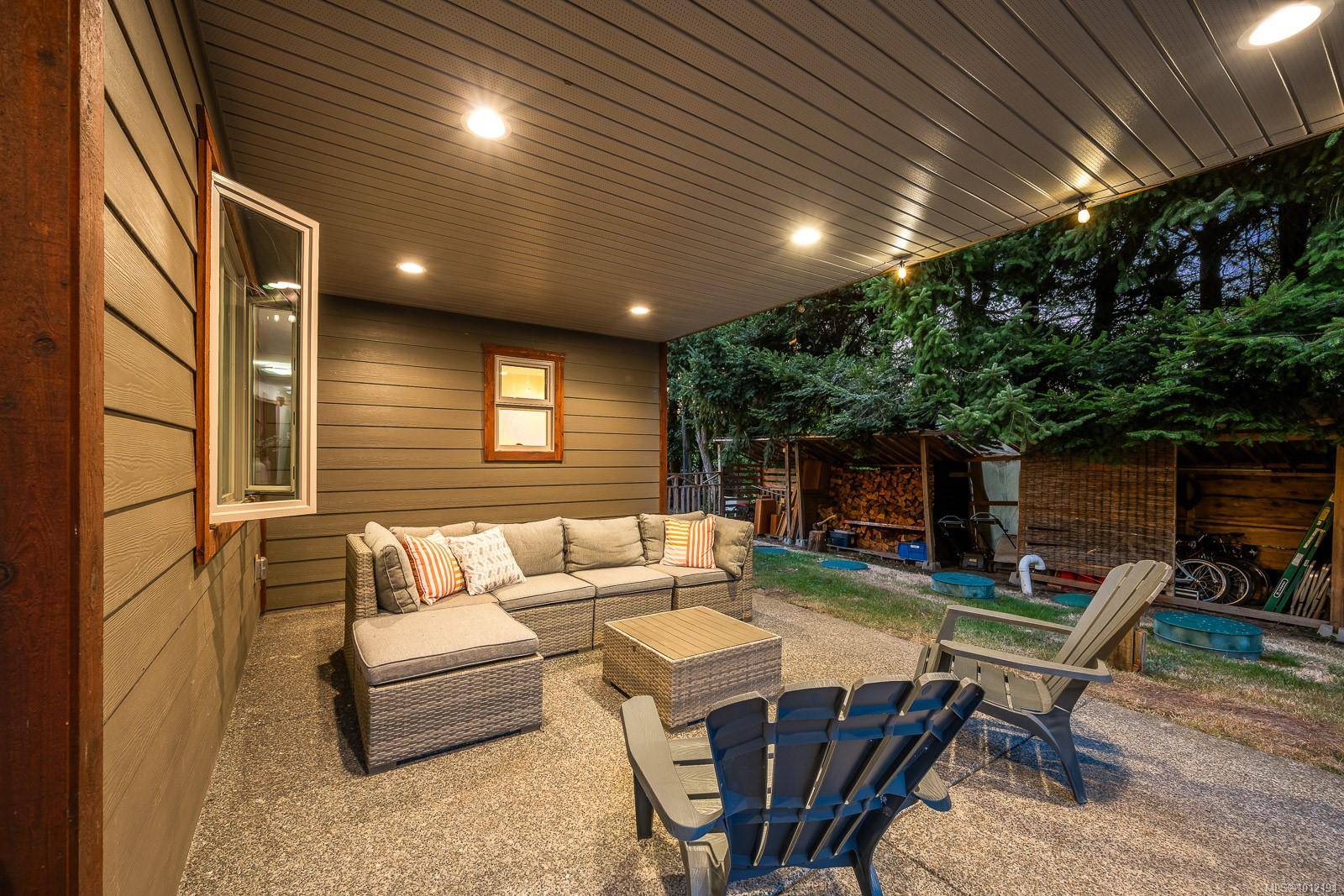 Comox, BC V9M 4B9,1818 Little River Rd