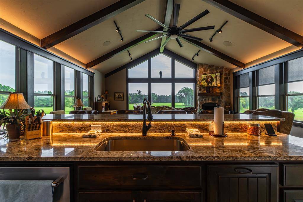 Palestine, TX 75801,1323 An County Road 153