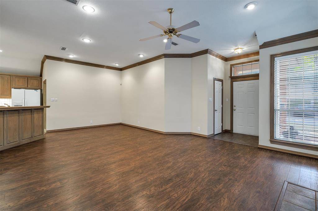 Waxahachie, TX 75165,9 Country Club Place