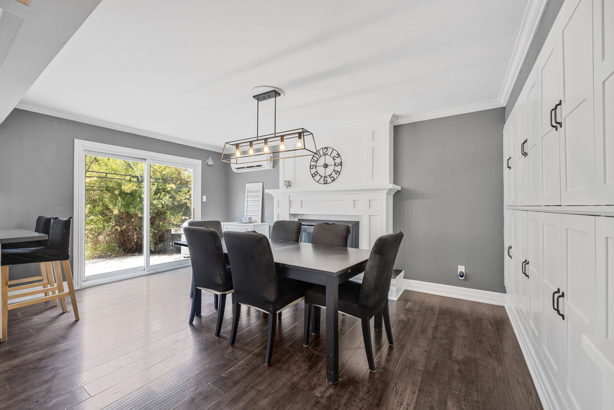 Barrie, ON L4N 3S8,78 Marshall ST