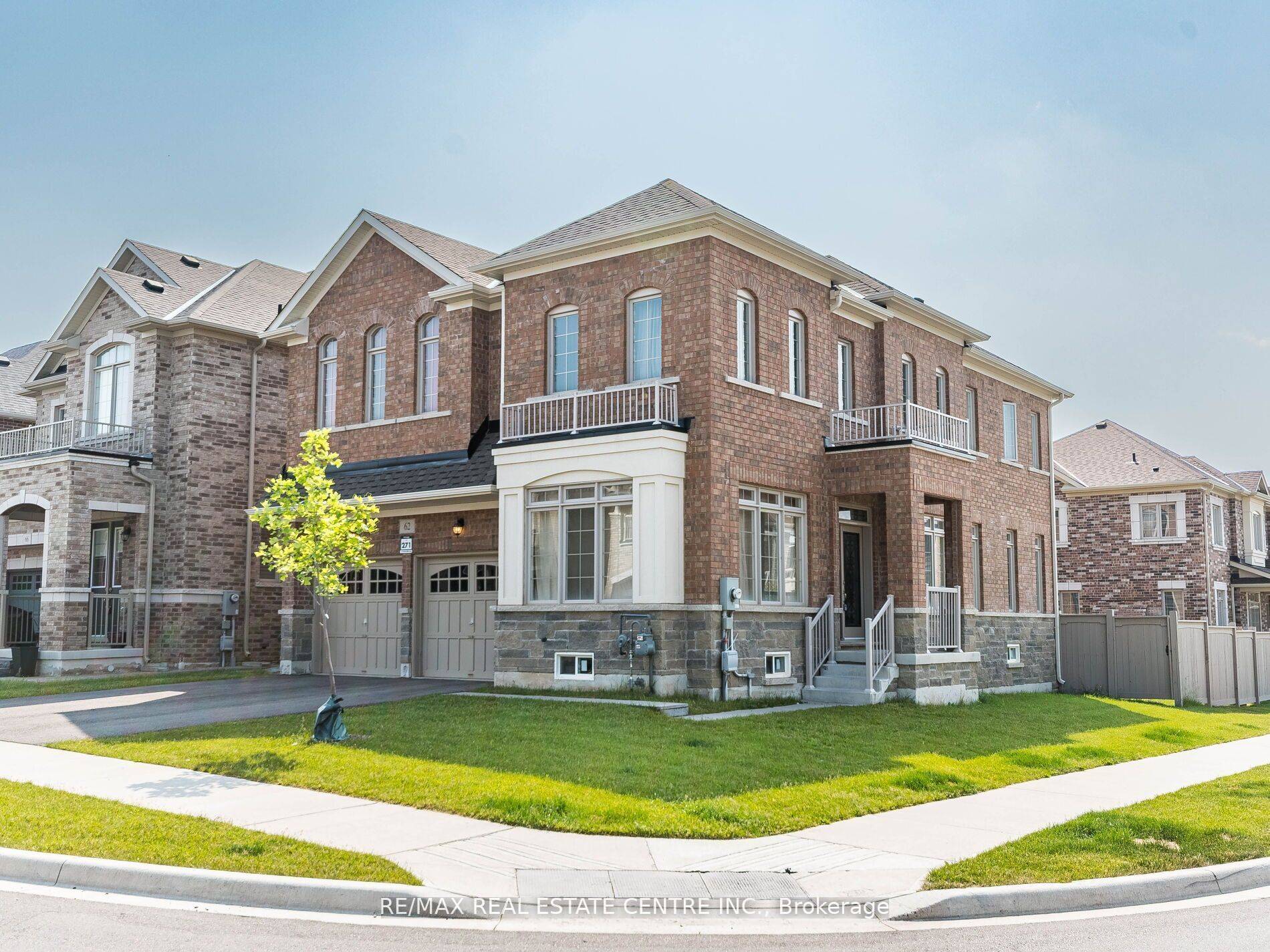 Hamilton, ON L8B 1Y6,62 Granite Ridge TRL