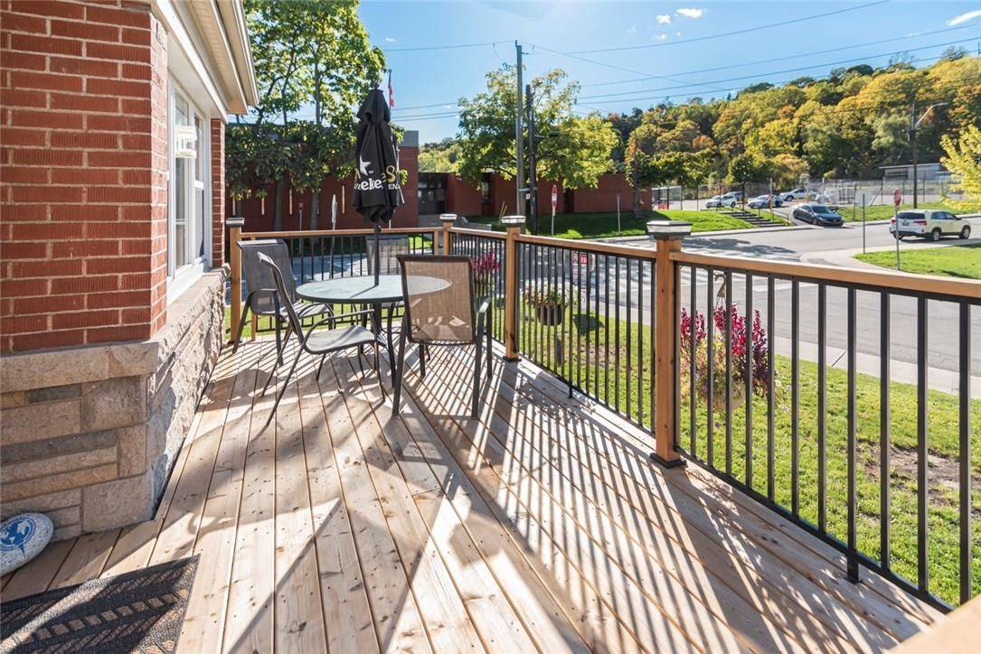 Hamilton, ON L8K 4L2,199 Kimberly DR