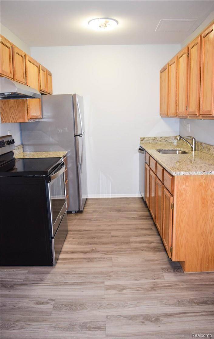 Allen Park, MI 48101,10050 ALLEN POINTE DR