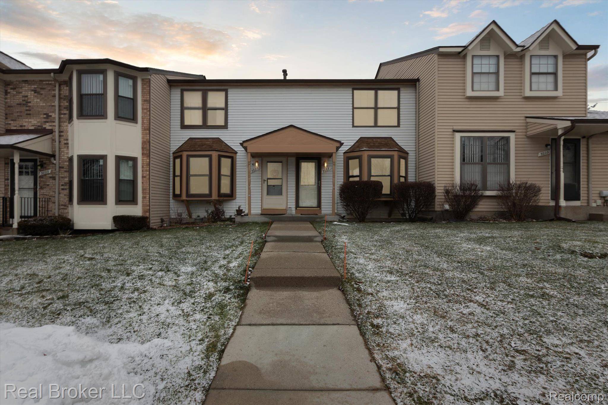 Auburn Hills, MI 48326,3025 DEBRA