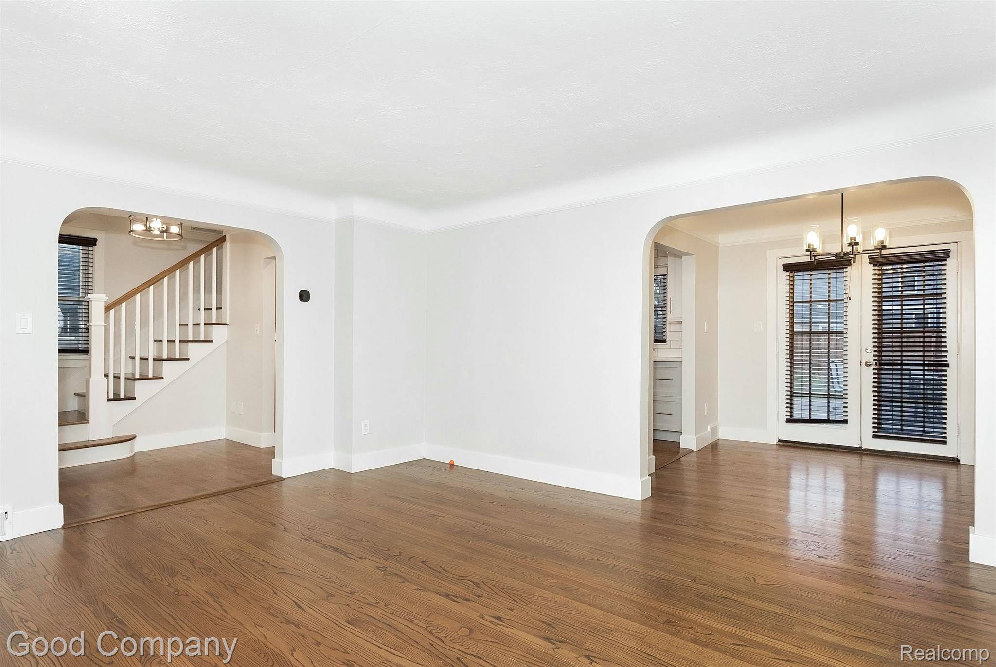 Royal Oak, MI 48067,1526 Crooks RD