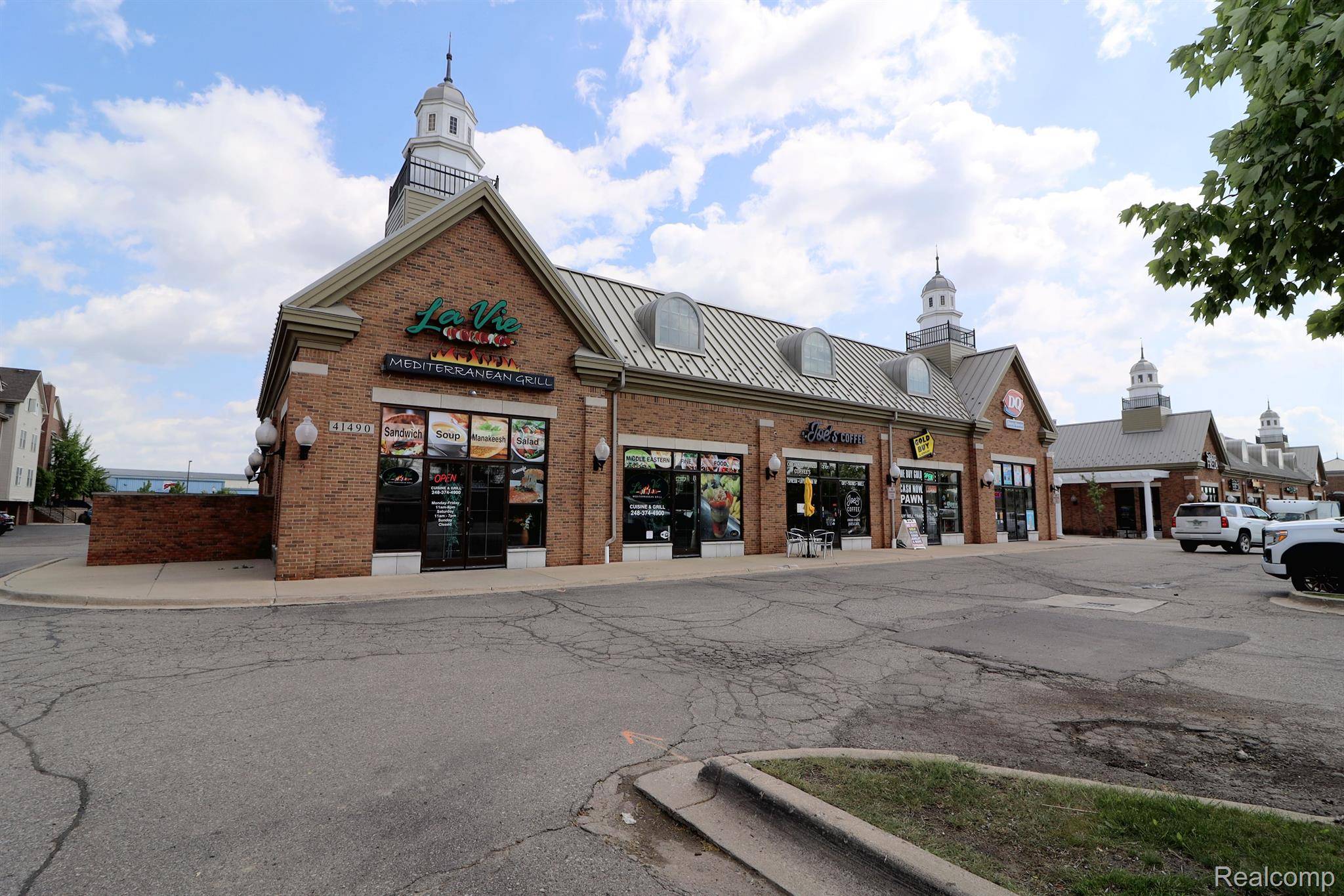 Novi, MI 48375,41490 GRAND RIVER AVE #Suite A