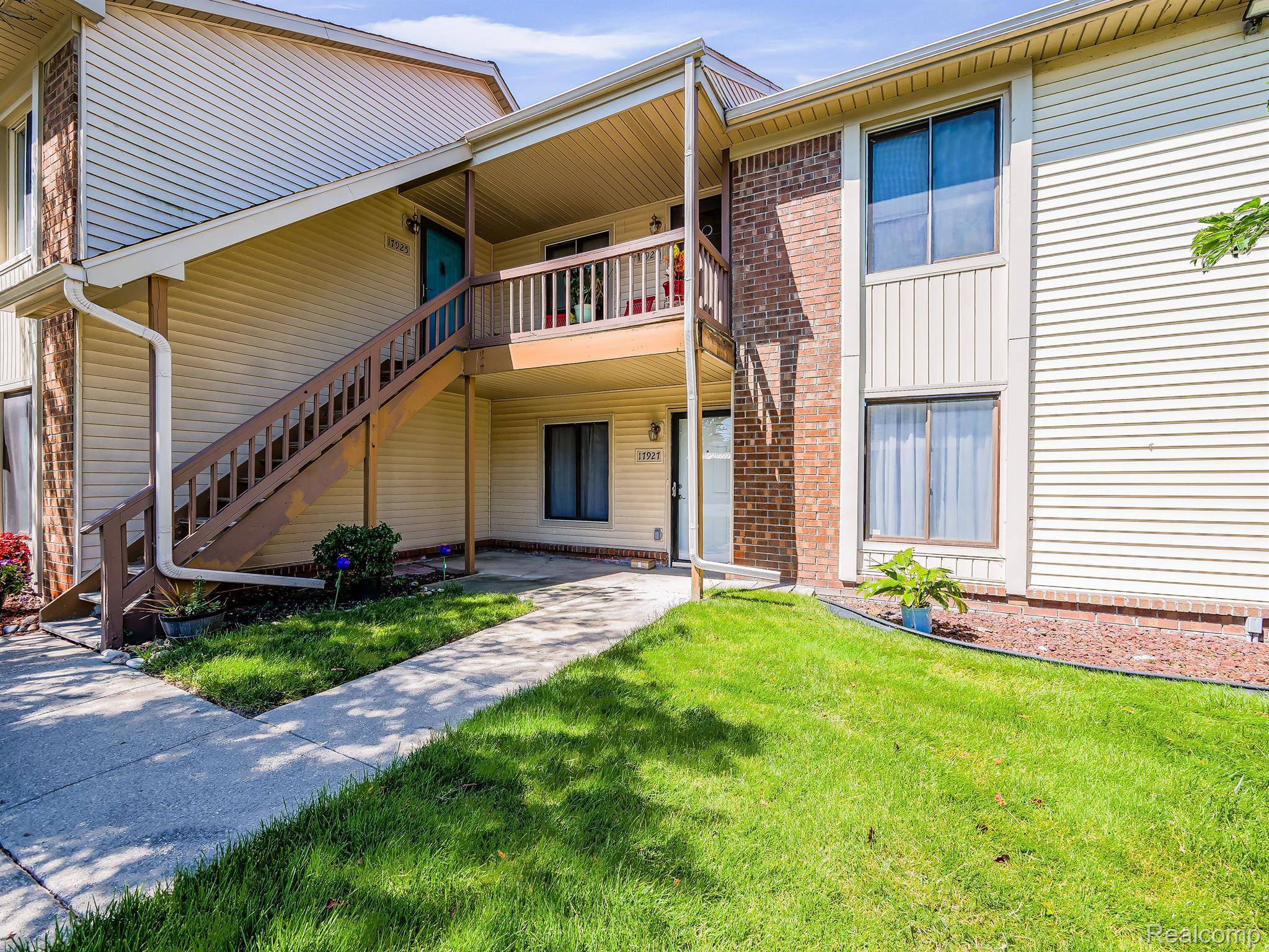 Roseville, MI 48066,17927 PHYLLIS ST