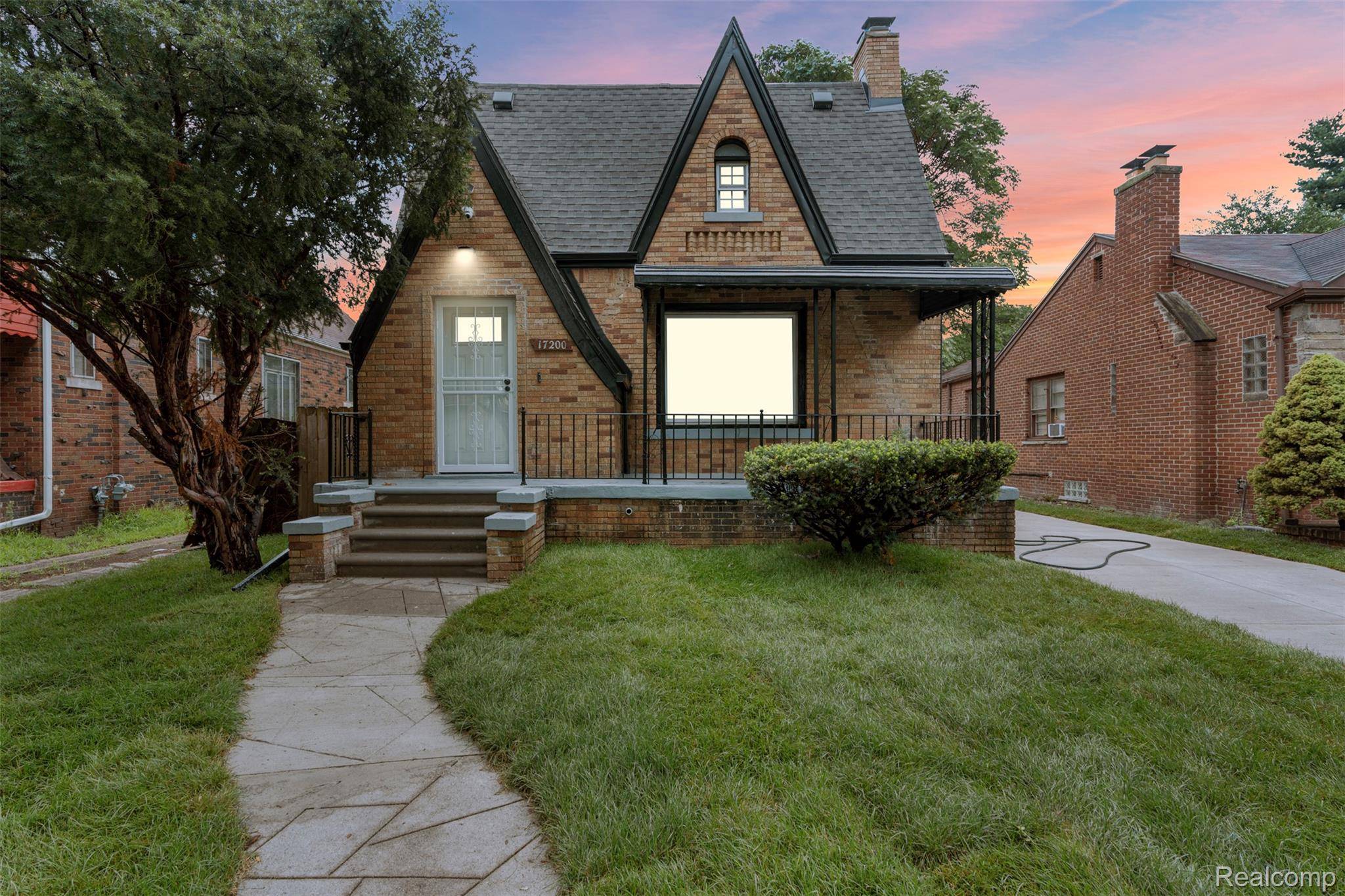 Detroit, MI 48221,17200 Ilene ST