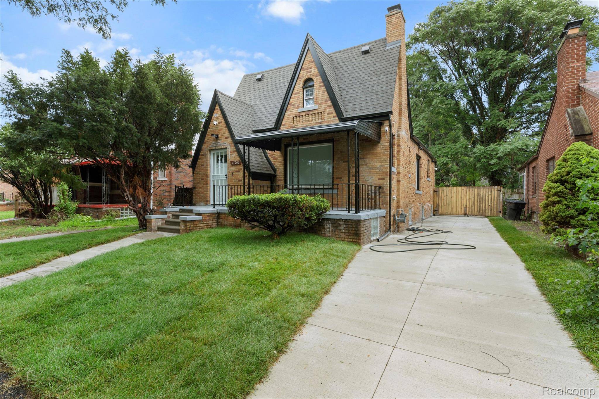 Detroit, MI 48221,17200 Ilene ST