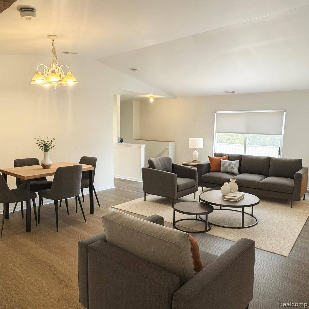 Ypsilanti, MI 48197,9563 LAKESIDE DR