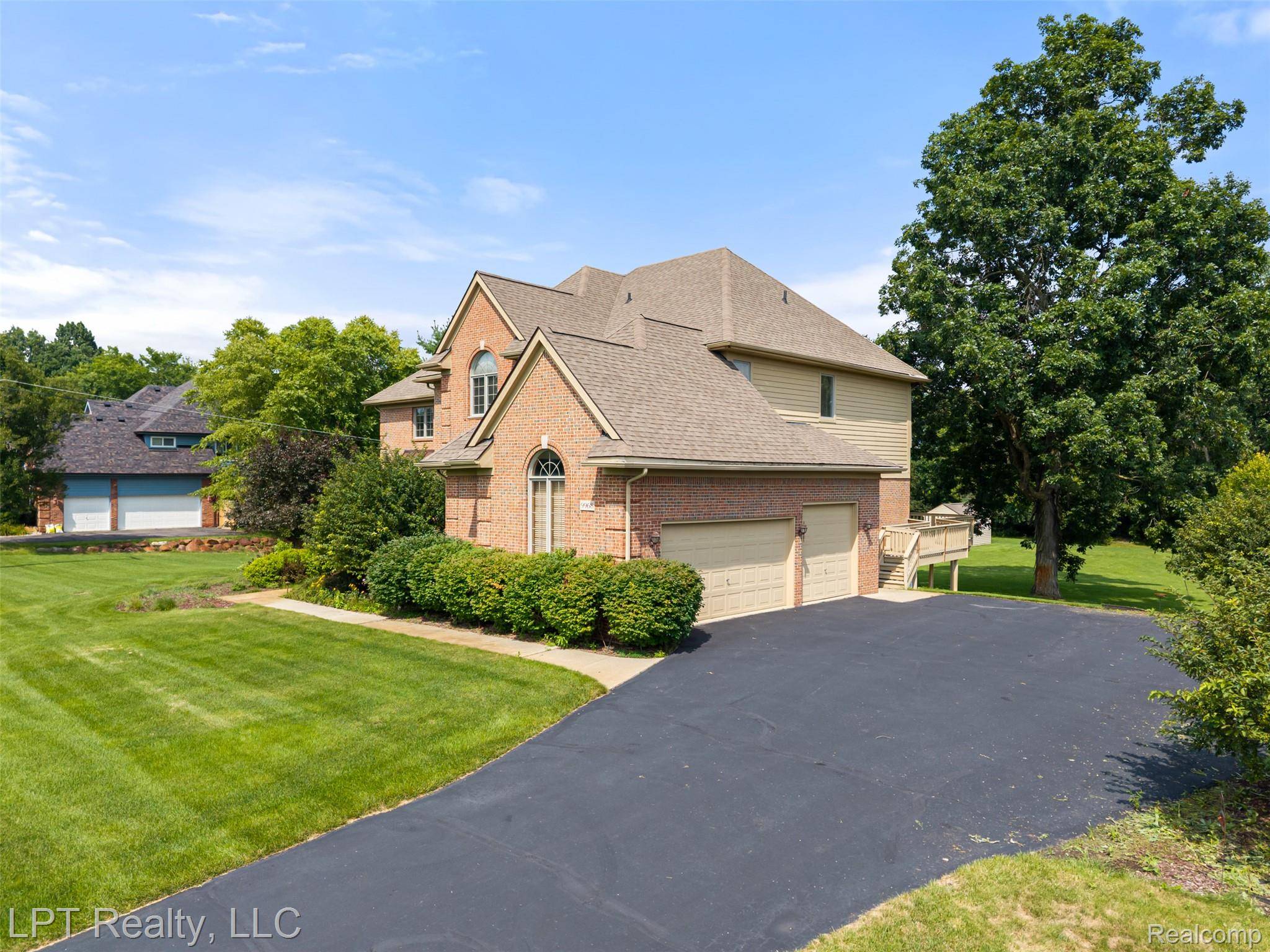 South Lyon, MI 48178,9968 Tuscany Valley WAY