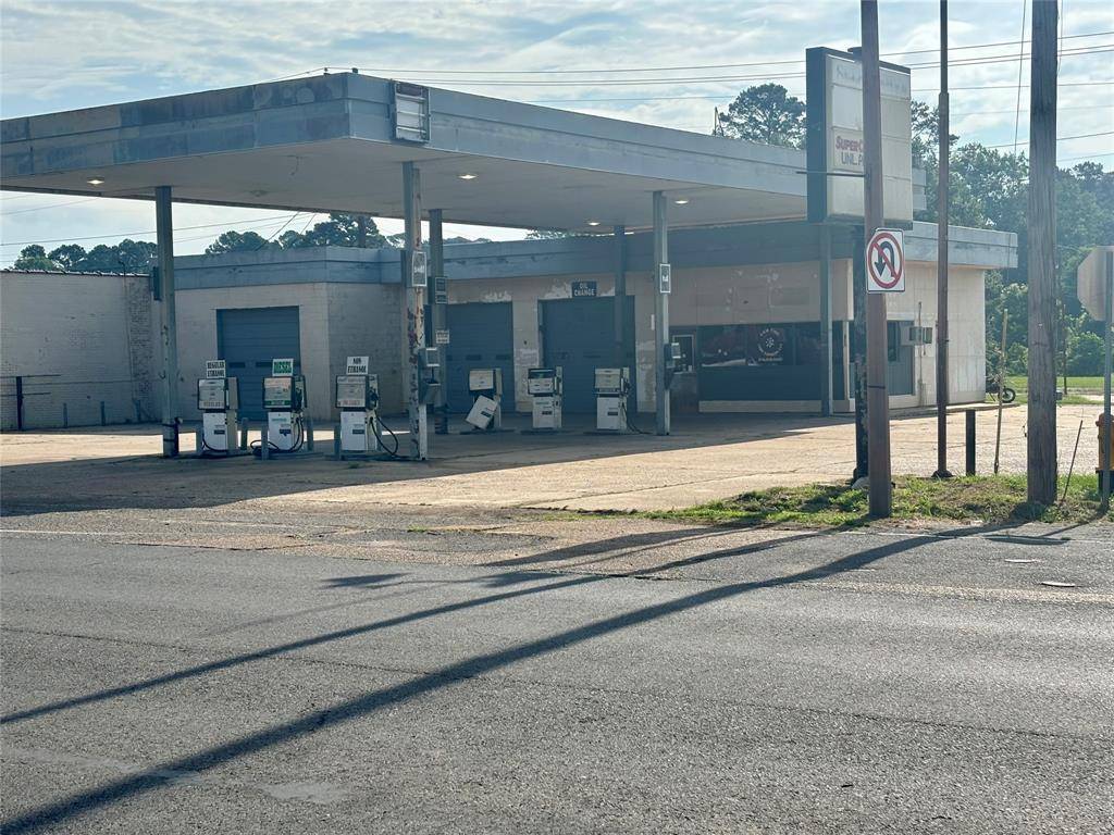 Springhill, LA 71075,413 S Main Street