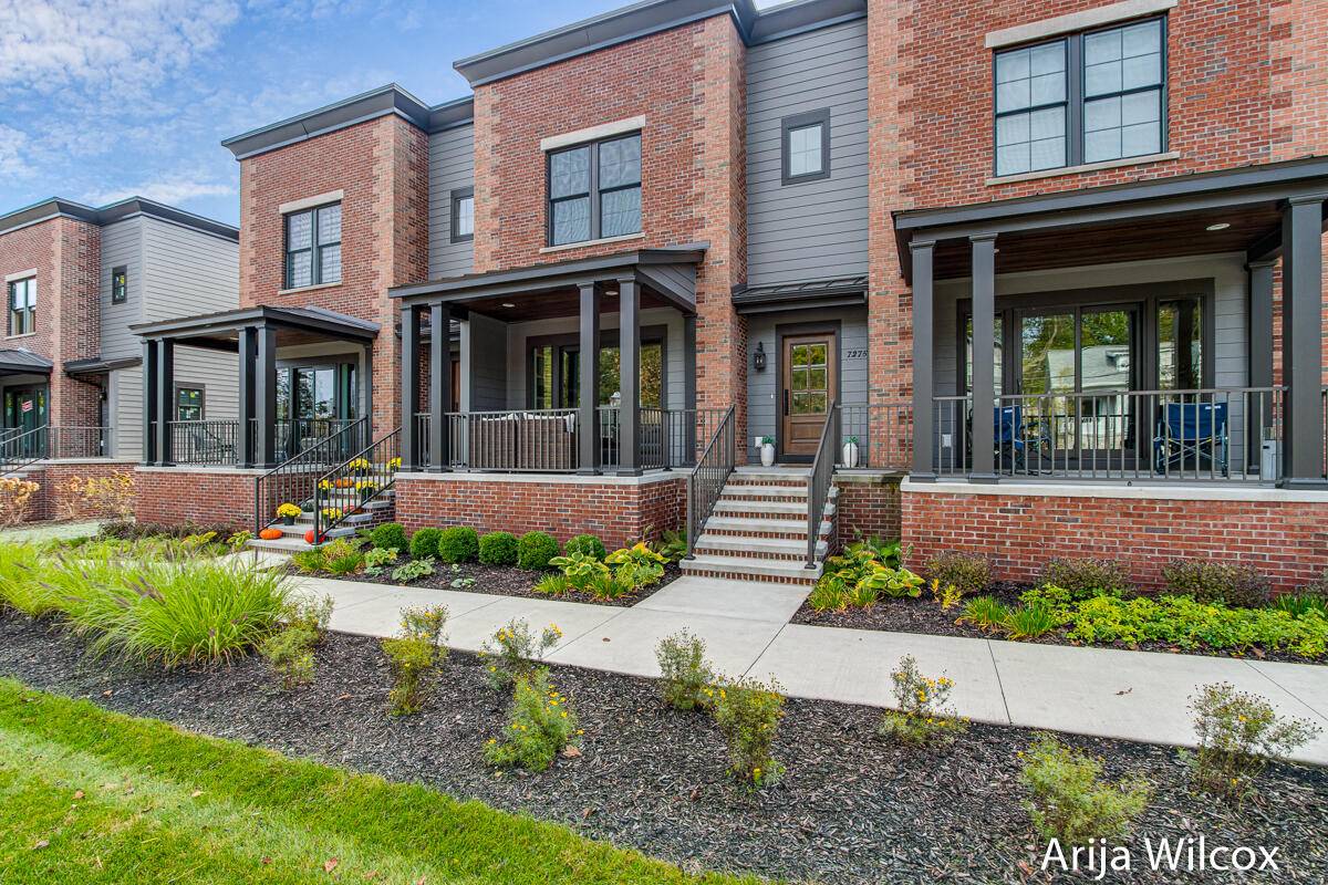 7275 Schoolhouse DR SE, Ada Twp, MI 49301