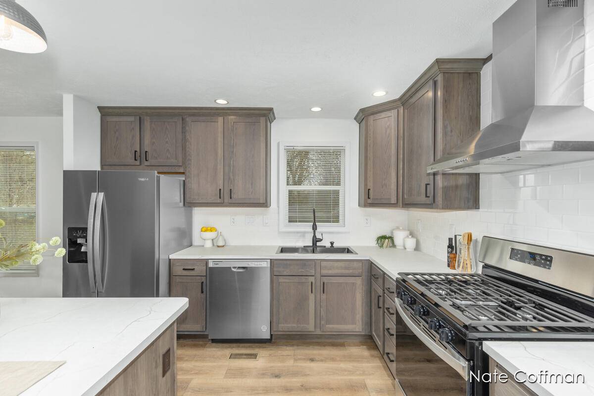 Ravenna, MI 49451,920 S Ravenna RD