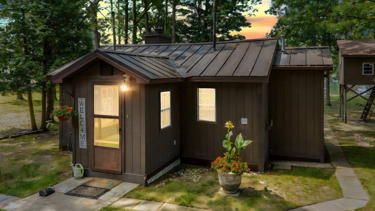 South Branch, MI 48761,7119 Jose Lake RD