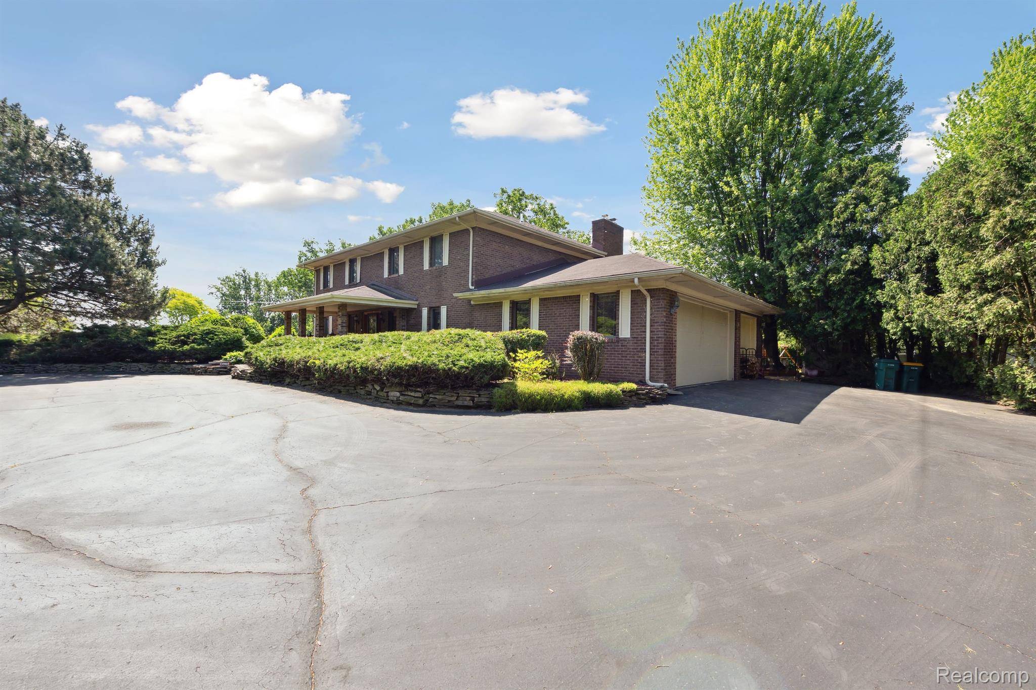 Belleville, MI 48111,45225 SUNRISE LN