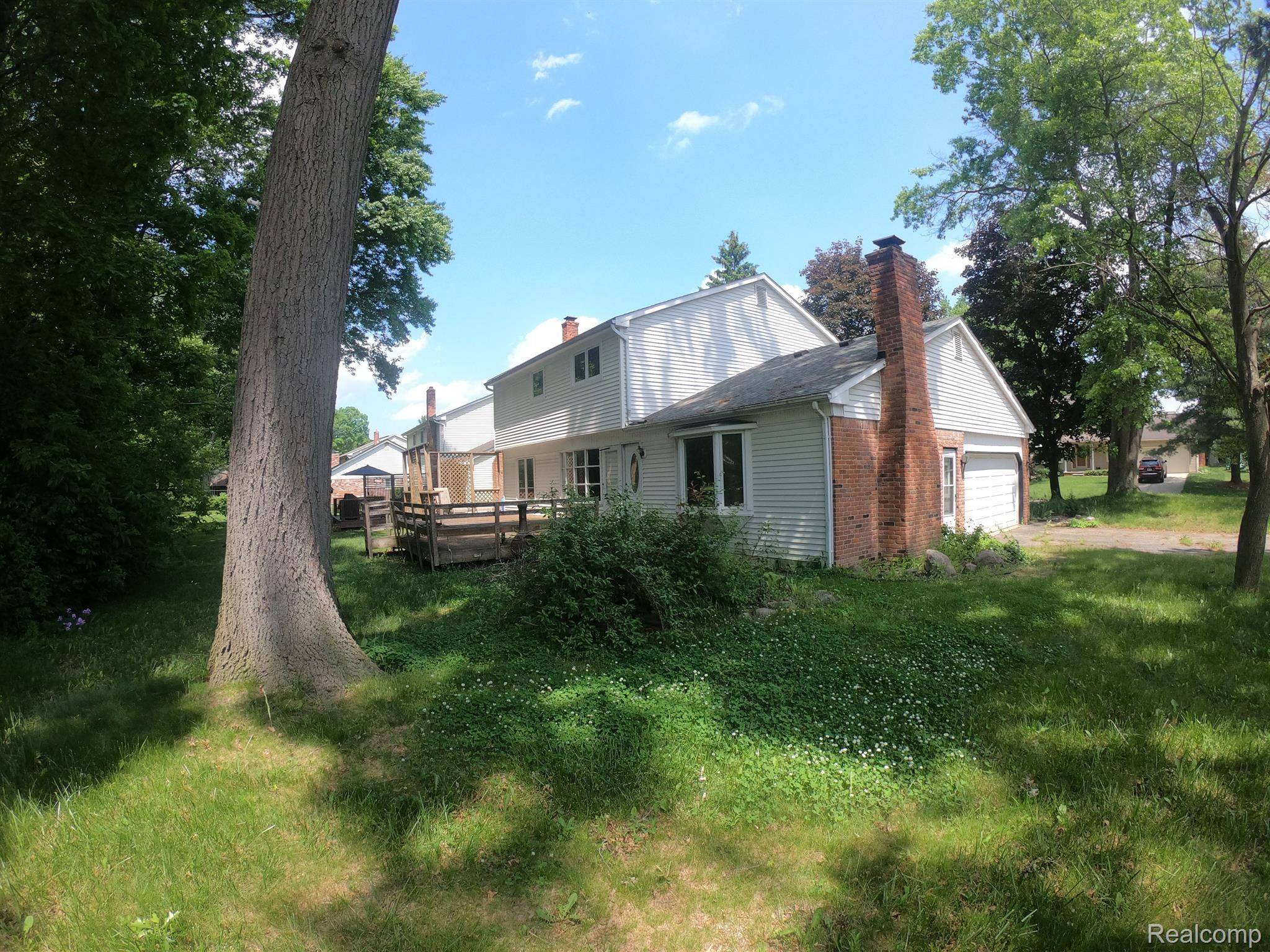 Wixom, MI 48393,1476 CHANTICLAIR CIR