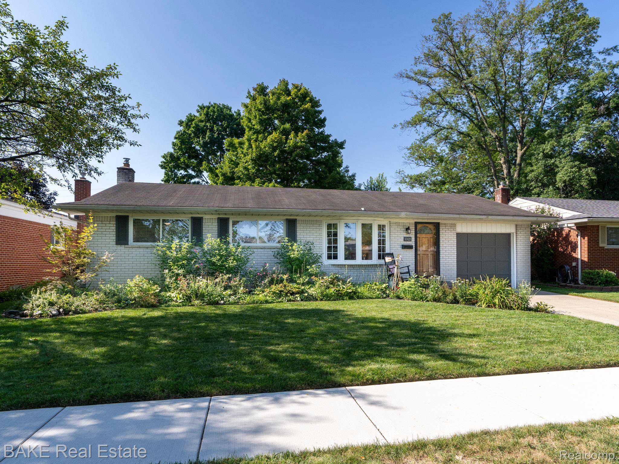 Livonia, MI 48150,35429 Elmira ST