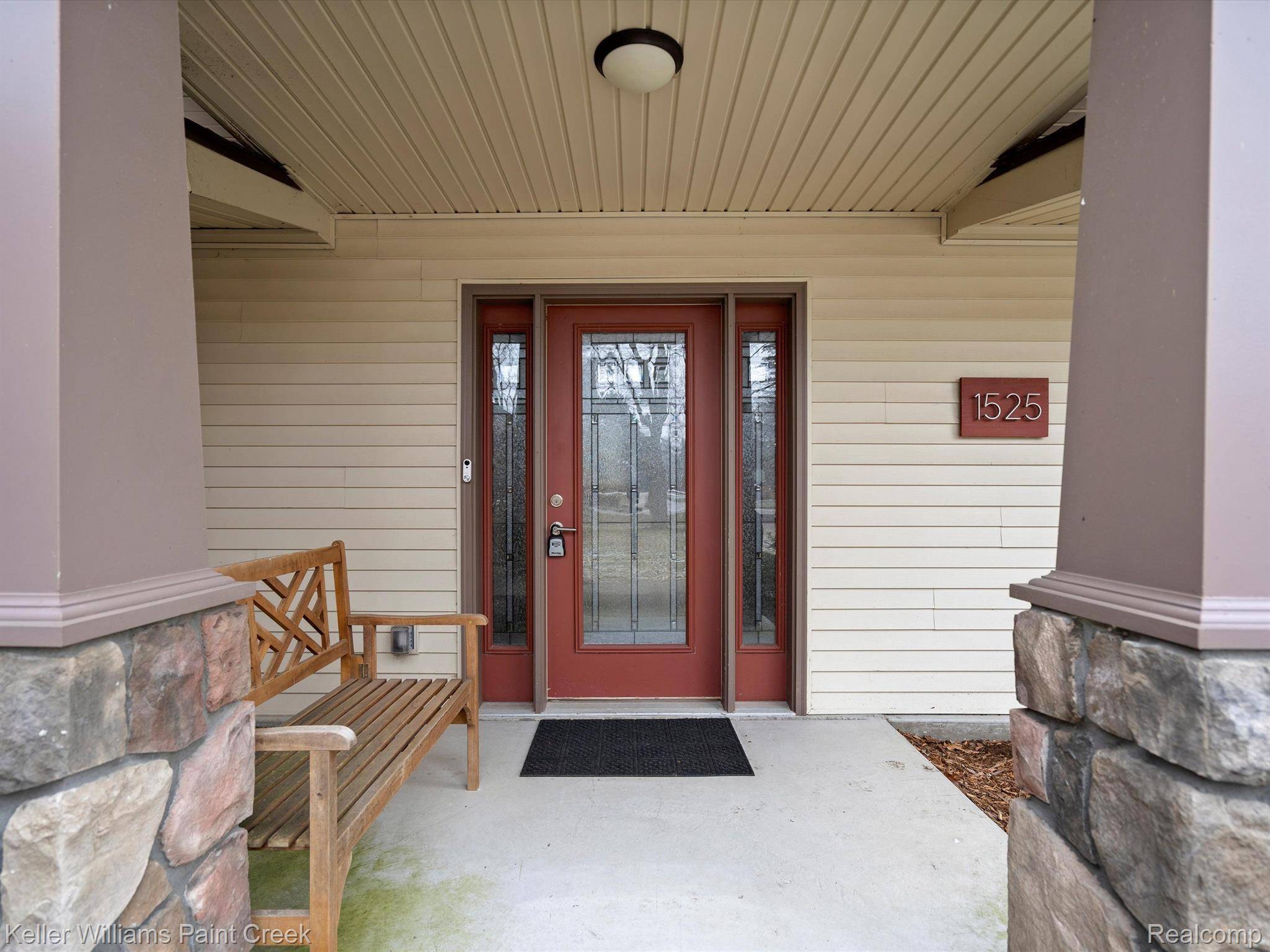 Rochester Hills, MI 48309,1525 STOCKPORT DR