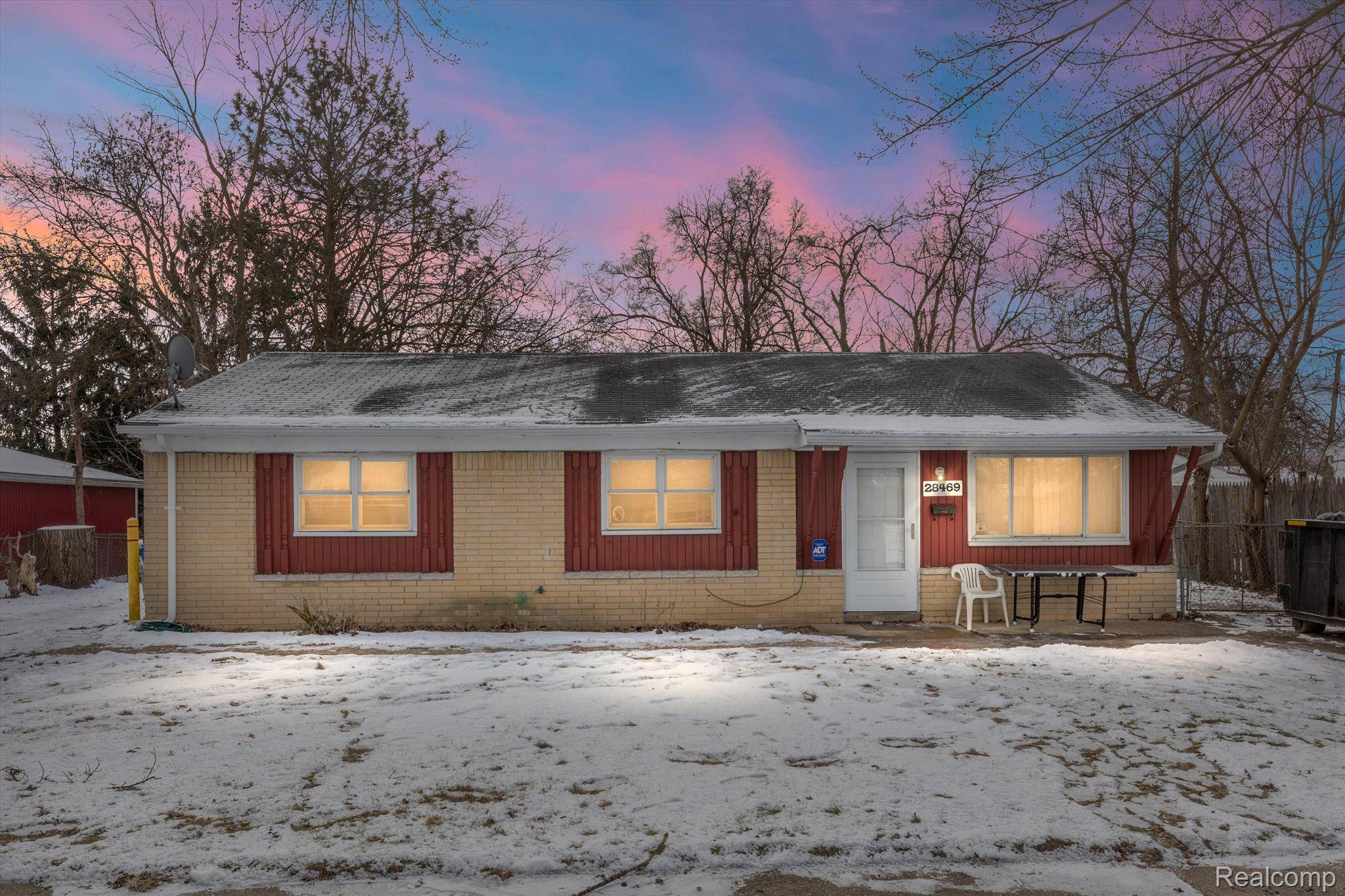 Inkster, MI 48141,28469 BEECHNUT ST