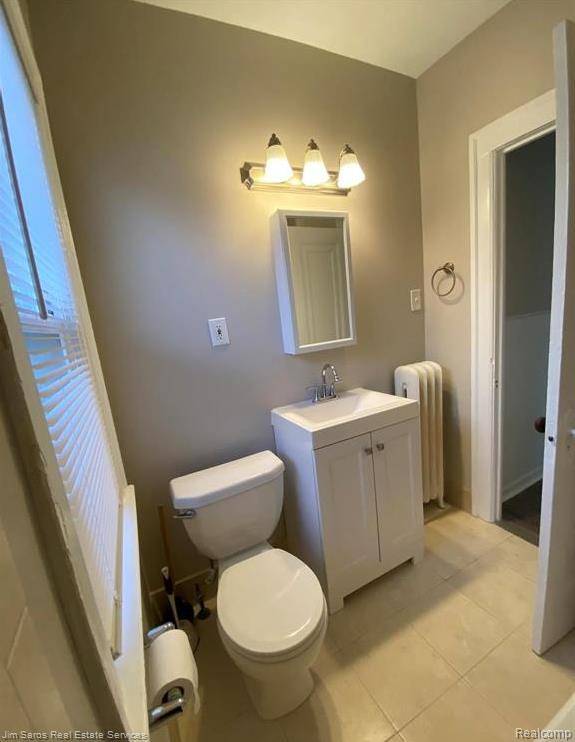 Grosse Pointe Park, MI 48230,829 BEACONSFIELD AVE