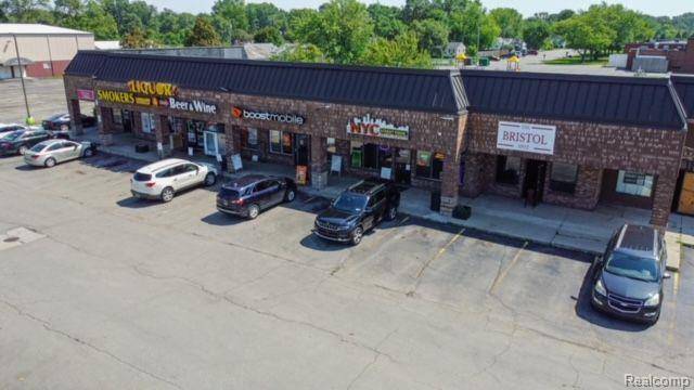 Burton, MI 48529,1364-1394 Bristol RD