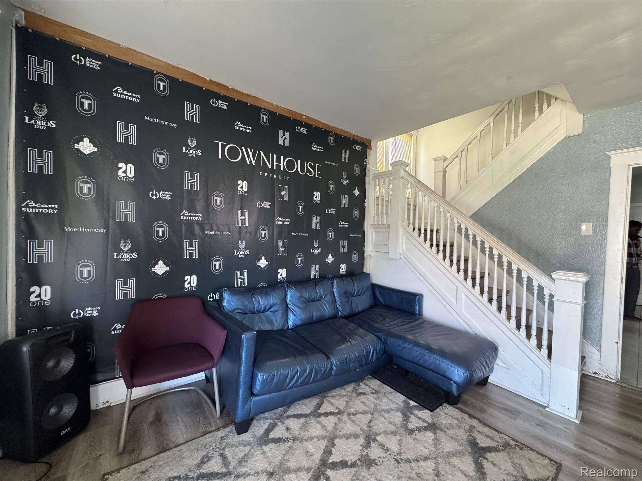 Detroit, MI 48202,879 WEBB ST