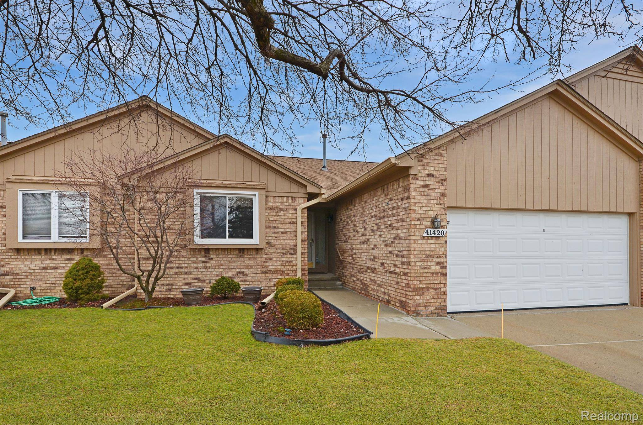 Clinton Township, MI 48038,41420 Anthony DR