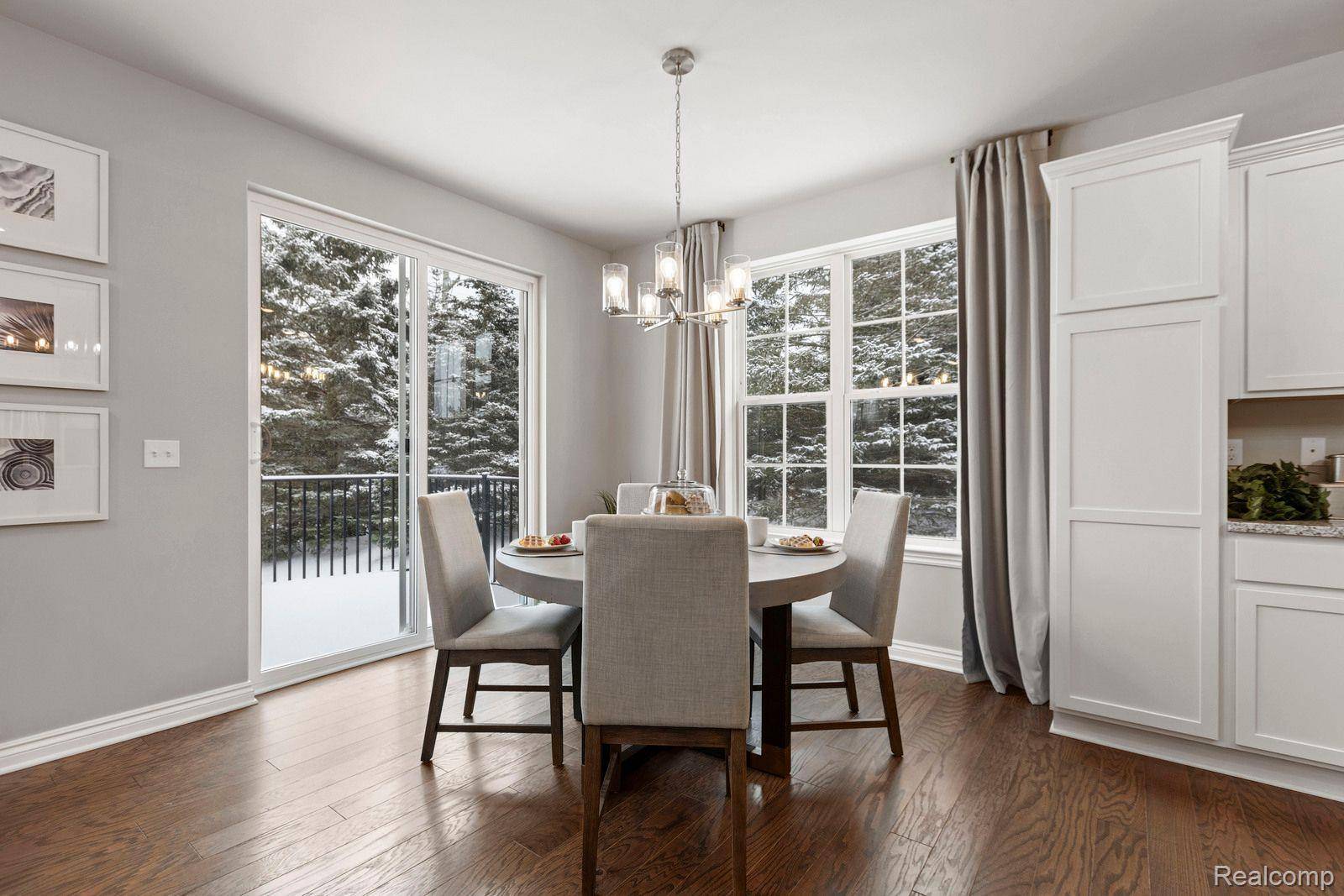 Howell, MI 48855,2280 Chase DR #110