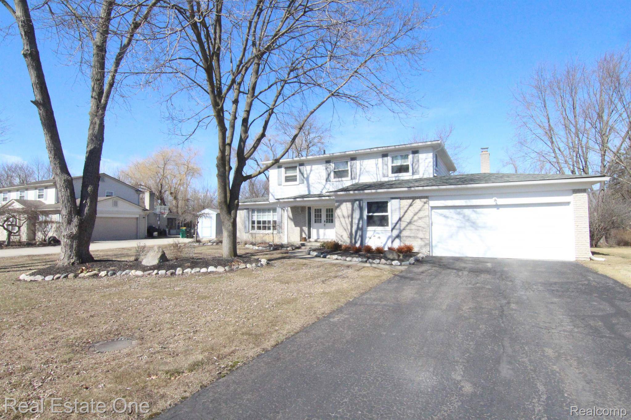 Farmington Hills, MI 48334,28824 STILL VALLEY