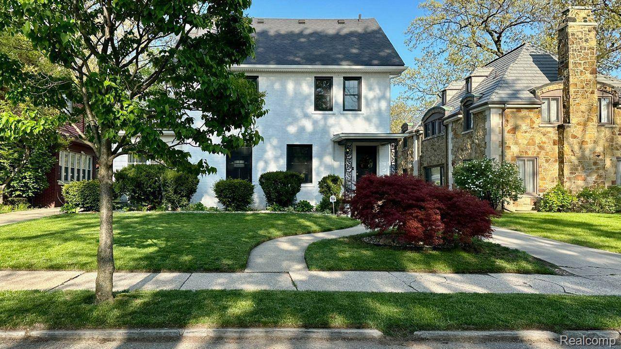 Detroit, MI 48221,18614 Birchcrest DR