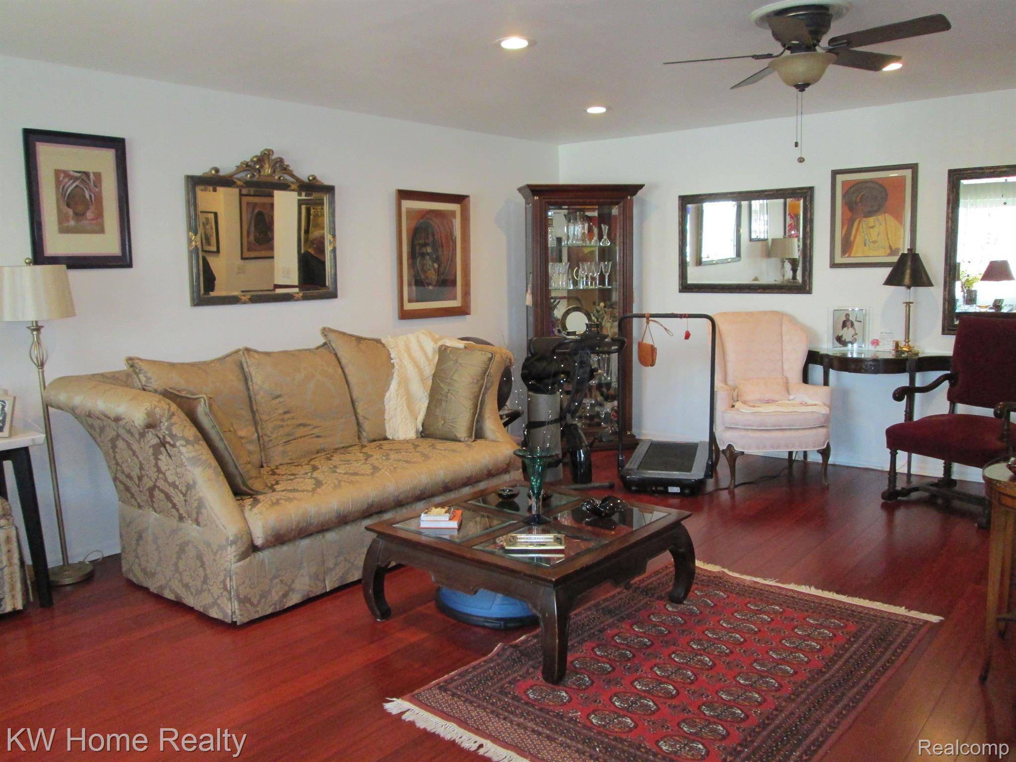 Southfield, MI 48034,30060 WILDBROOK DR #204